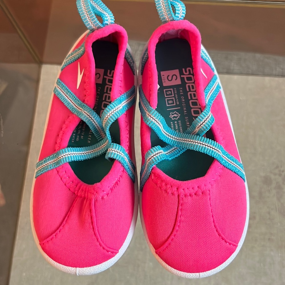 Speedo Neon Pink Water Shoes